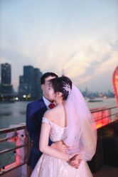 点击看大图 -Doris一站式游轮婚礼船东直营店(外滩店)