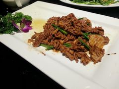 爆炒腰花-闫府私房菜·百年鲁菜(恒隆店)