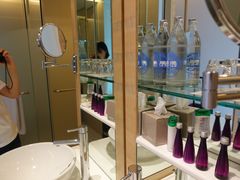 -阿瓦尼河滨曼谷酒店