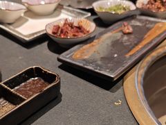 -铭牛烧肉·和牛海鲜自助(高新月牙湖店)
