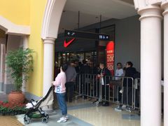 -首创奥特莱斯(西安店)