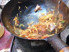 -老婆婆炒饭(小白楼1902欧式风情街店)