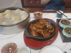 -梅利汴京烤鸭•开封豫菜地标店(东大街店)