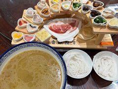 -香麒园·过桥米线·南湖雅宴