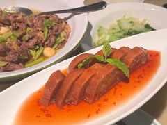 -佬麻雀·新湘菜(东方宝泰店)