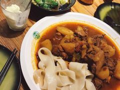 沙湾大盘鸡-塔哈尔·新疆盛宴(城西银泰店)