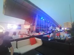 -VENU+海景酒廊