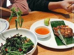 -一坐一忘云南菜(嘉里中心店)
