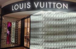 -巍阁高端月子会所