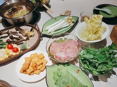 -一叶一世界·素食餐厅(锦华万达店)