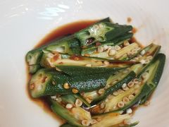 -浅深(世茂滨江精品店)