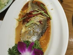 -青瓦餐厅·生鱼片·韩园烤肉(西塔店)