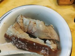 -东方之猪四更烤乳猪(金垦总店)