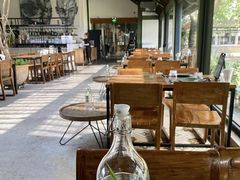 -喜洲吧·江畔老船厂·庭院餐厅(喜临院店)