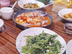 -蚝堡海鲜·威海菜·海肠捞饭·烧烤·亚洲吃蚝公司(幸福门店)