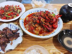 -小球滚滚湘菜馆·烤鱼·口味虾(太平街店)
