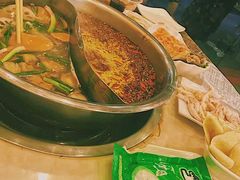 -朱氏胖子烂火锅(洪崖洞店)