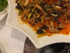 -鲁朗纳麦石锅鸡庄园