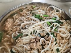 -正宗杨记普洱酸醋米线(总店)