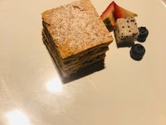 经典拿破仑酥-窗外西餐厅(普罗理想国店)