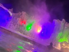 -长白山聚龙火山温泉