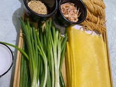 煎饼卷大葱-老德州四合院·德州菜(天衢路店)