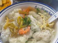 鲜肉馄饨-长人馄饨铺(解放街店)
