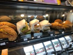 -星巴克(舟山蜈蚣峙店)