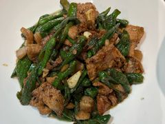 -黄泥岗·地道湖北菜(奥特莱斯店)