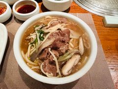 -萨拉伯尔(燕莎友谊商城店)