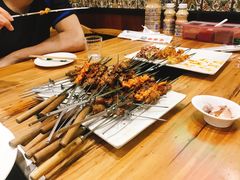 -洪忠涮烤王(嵩山路店)