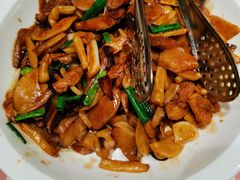 橄榄油炒三种蘑菇-西贝(宝乐汇店)