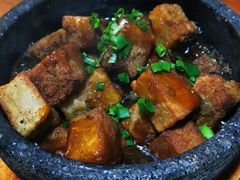 -新天明砂锅鱼头煲