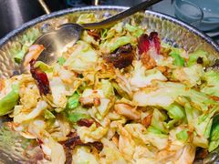 干锅手撕包心菜-望湘园·洞庭渔宴(浦江欢乐颂店)