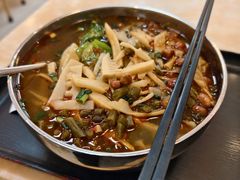 -卓雅桂林米粉