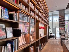-茑屋书店(天目里店)