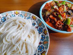 -歹歹的加个面过油肉拌面