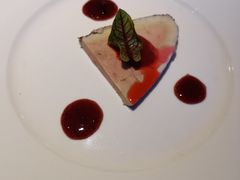 -鲜艳西餐厅(衡山路十二号华邑店)