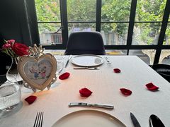 -弦月窗LUNETTE BY AMANDA(复兴路店)