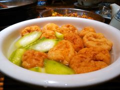 胜瓜煮鱼腐-老廣食堂(区庄店)