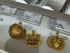 -燕莎奥特莱斯购物中心