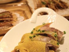 -小鱼小牛(世欧广场店)