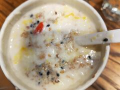 -清真老马家国华牛奶鸡蛋醪糟(正宁路店)