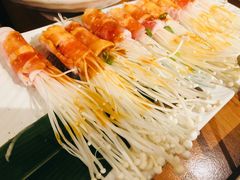 -明洞阿姨·韩式酱蟹烤肉·创意料理(三元桥店)