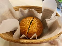 烤酱肉破酥包-泓0871臻选云南菜·味庄