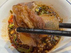 -牛得很·鲜牦牛肉烧烤·牛羊肉菌汤锅(康定店)