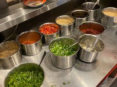 经典调料-马路边边串串香(双井直营店)