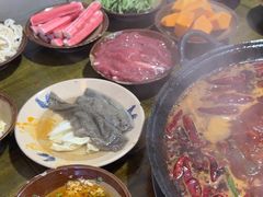 -黄潇洒老火锅(九眼桥宏济巷店)