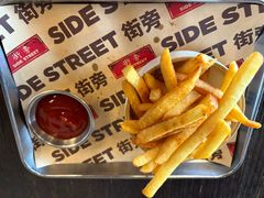 -Side Street街旁(交道口店)