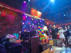-喜鹊音乐酒馆(西街店)